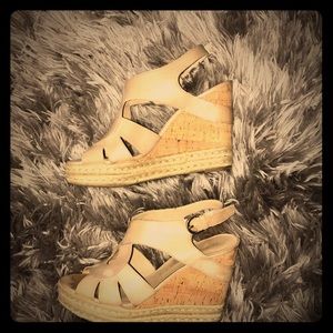 Super comfortable Franco Sarto Wedges 😍